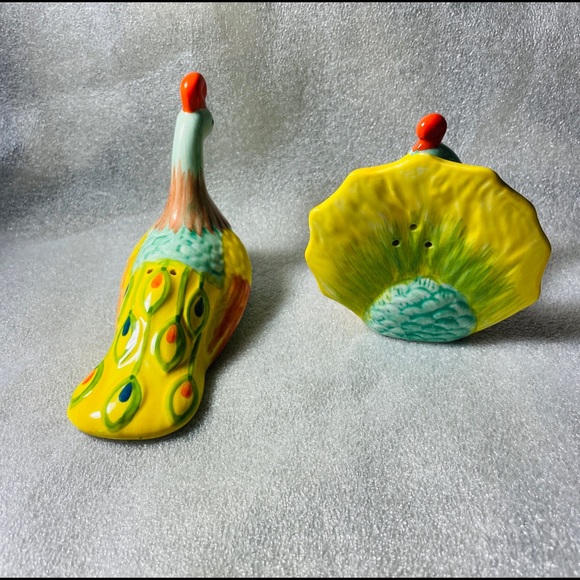 Pier 1 Imports Peacock Salt & Pepper Shakers - Picture 6 of 6